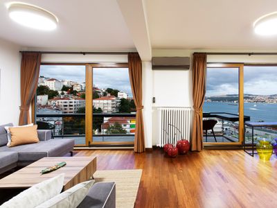 Magical Bosphorus View Apartment in Cihangir 23