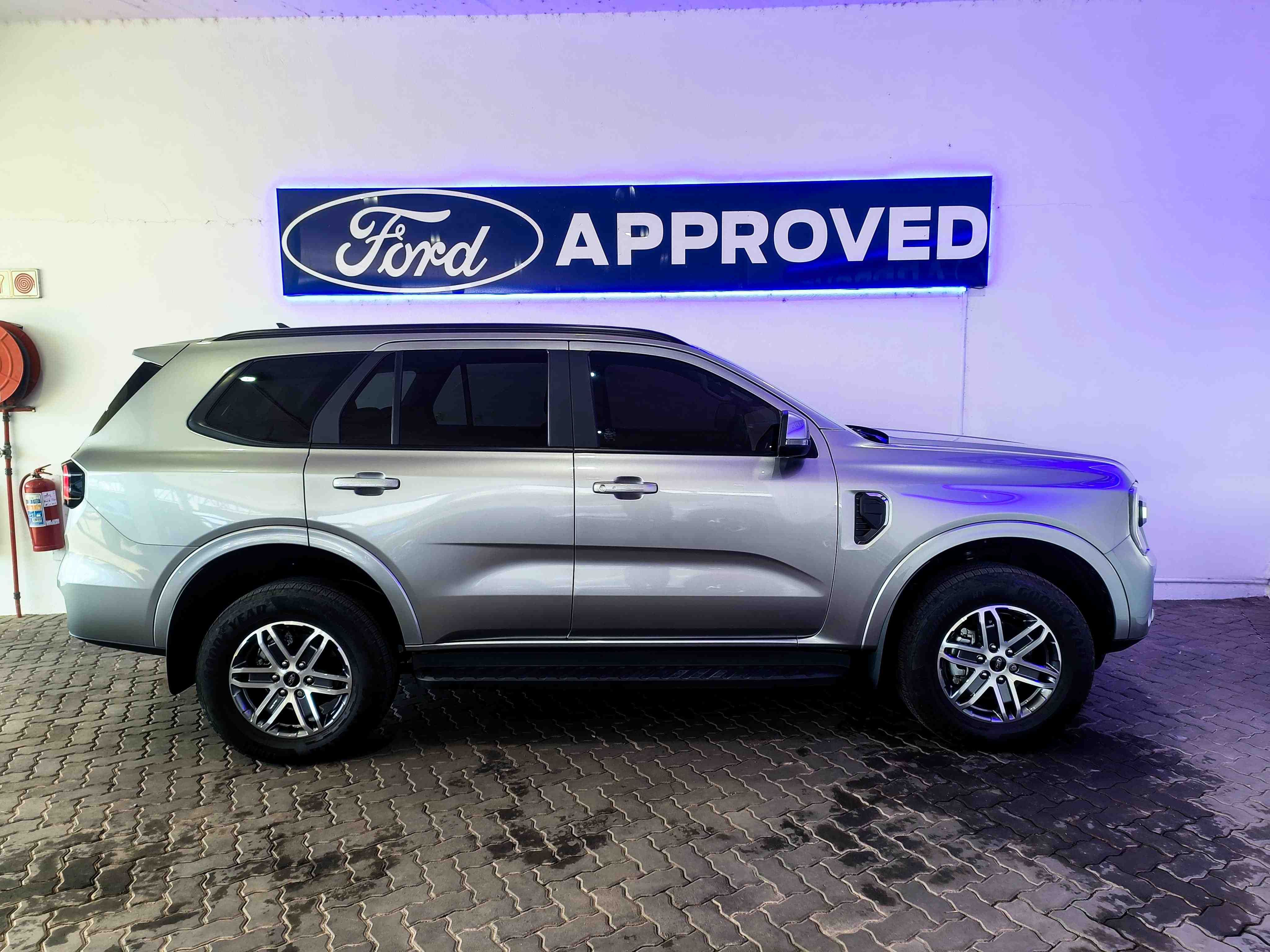 Used car gallery