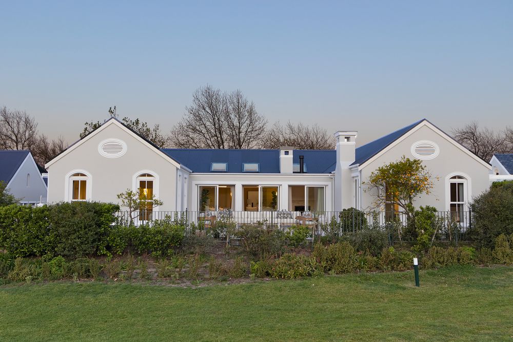 Steenberg Estate Chic 19