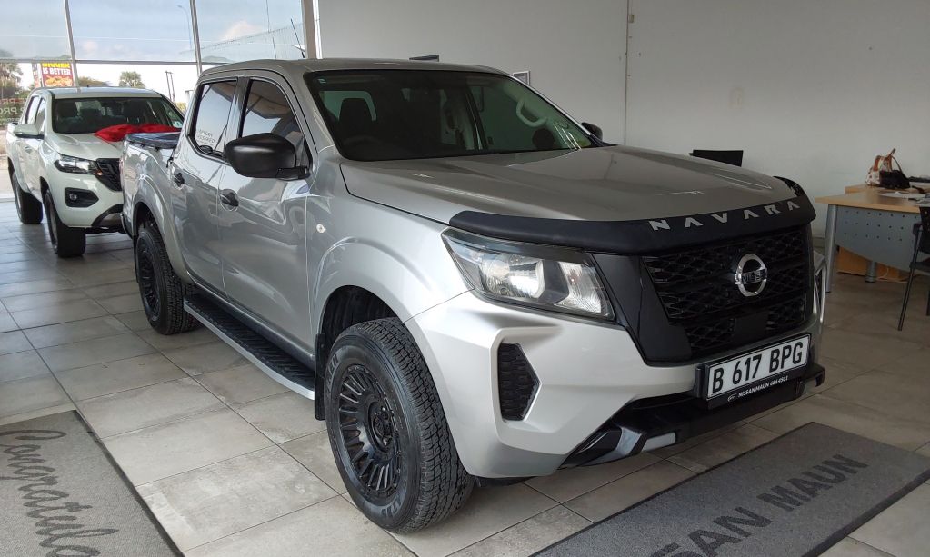 NISSAN NAVARA 2.5 dCi XE 4X4  for Sale in South Africa
