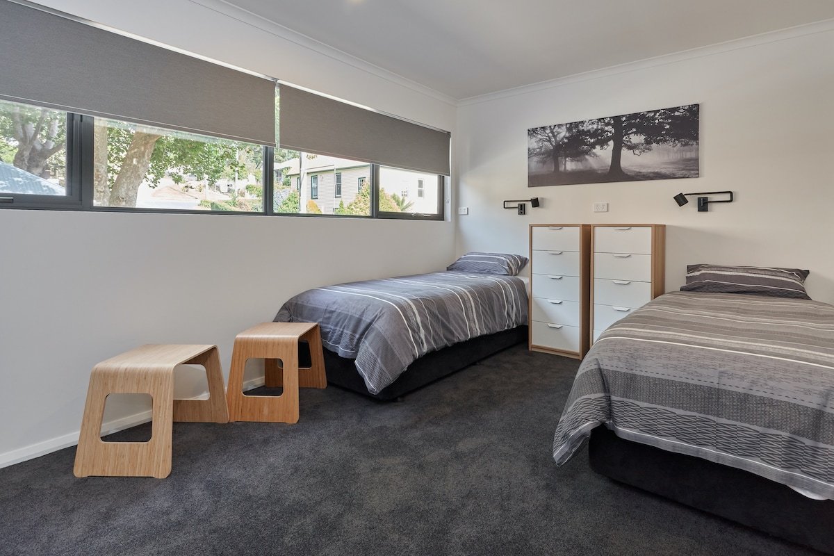 Tin Mountain – Unit 1 gallery image 4