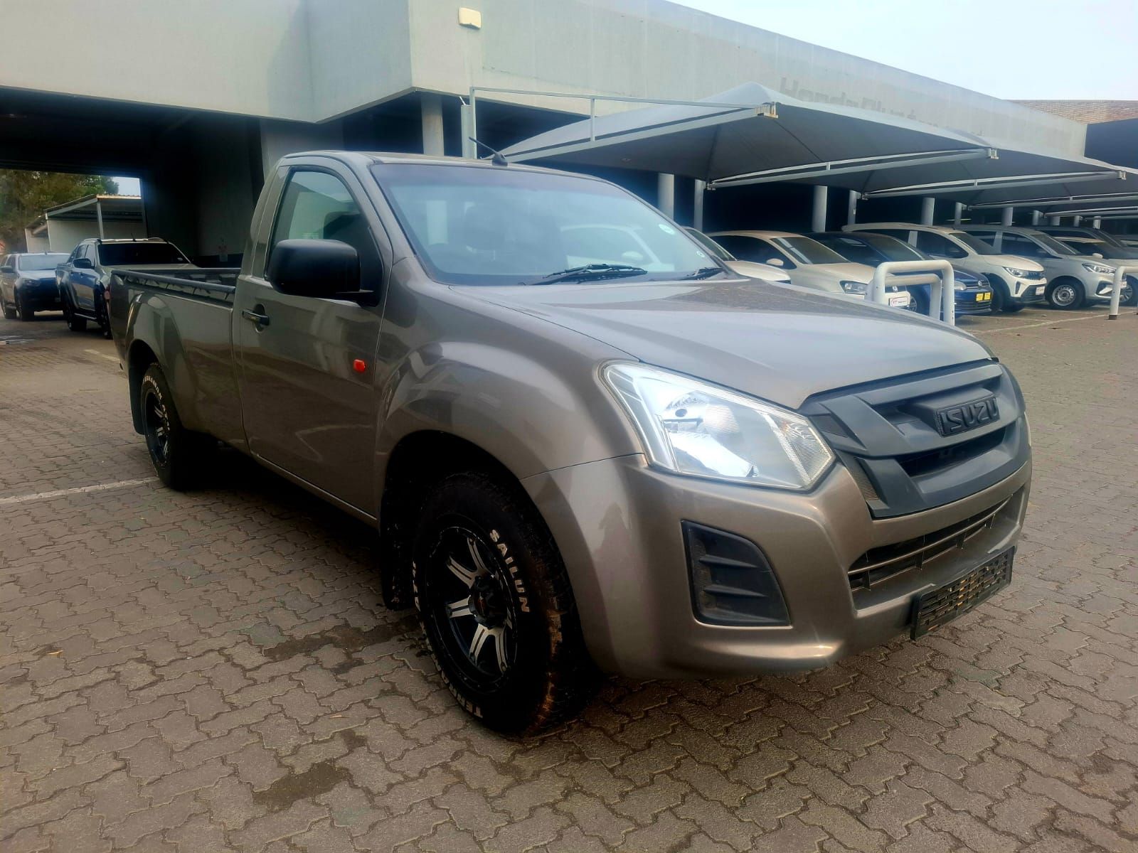 ISUZU KB 250D LEED  for Sale in South Africa