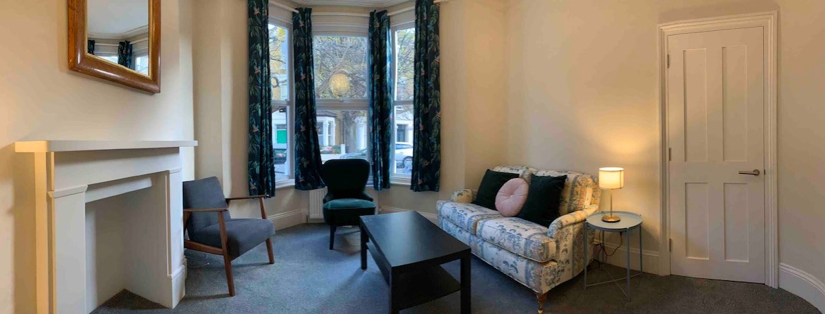 Stunning House in central location gallery image 5