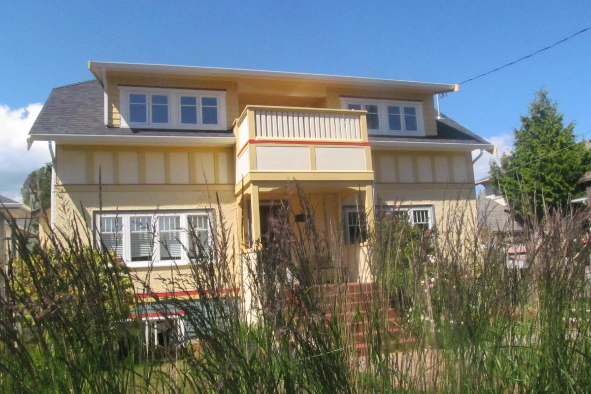 Gonzales Beach Character Home