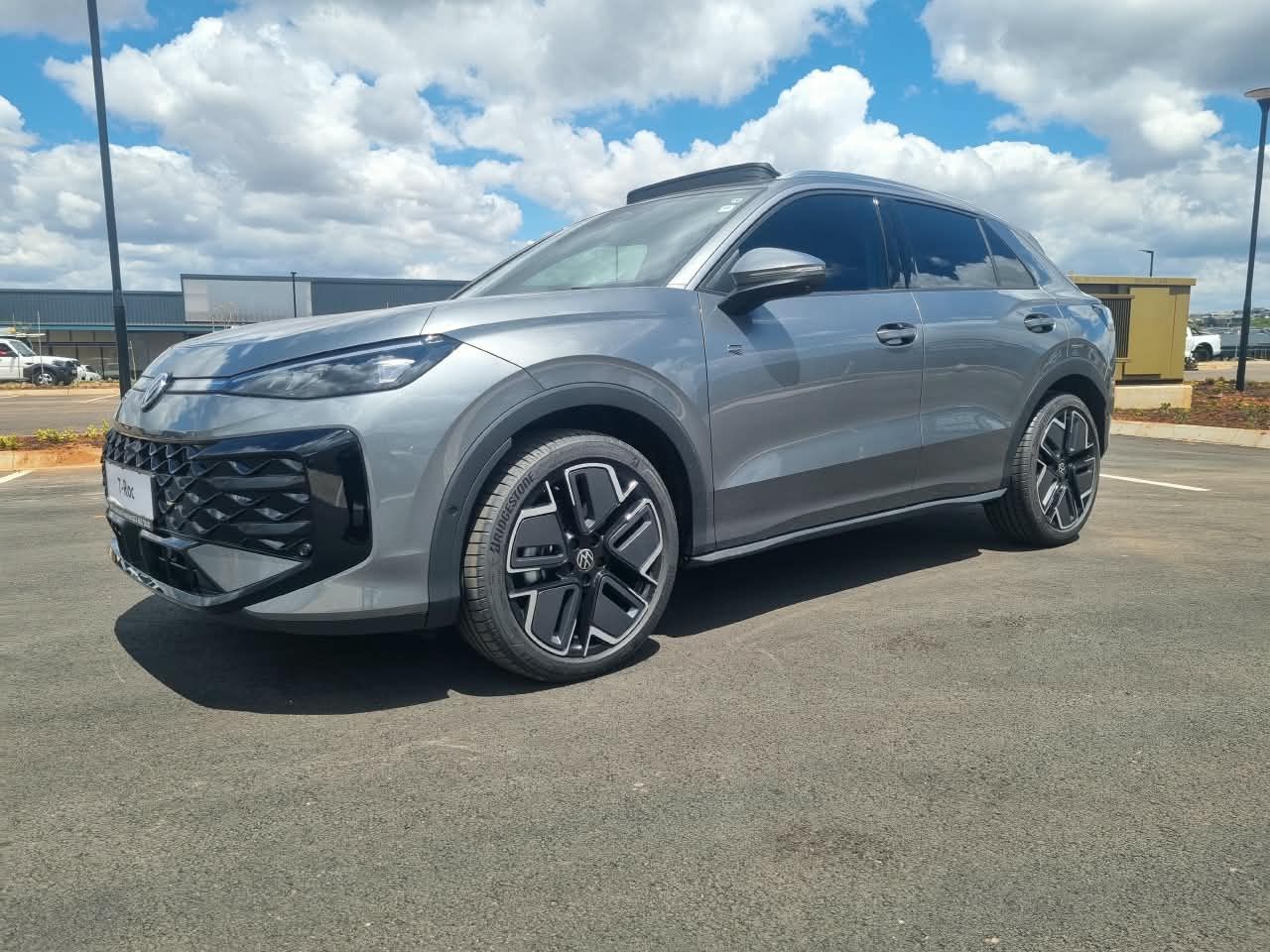 VOLKSWAGEN T-ROC 1.4 TSI R-LINE PLUS TIP for Sale in South Africa