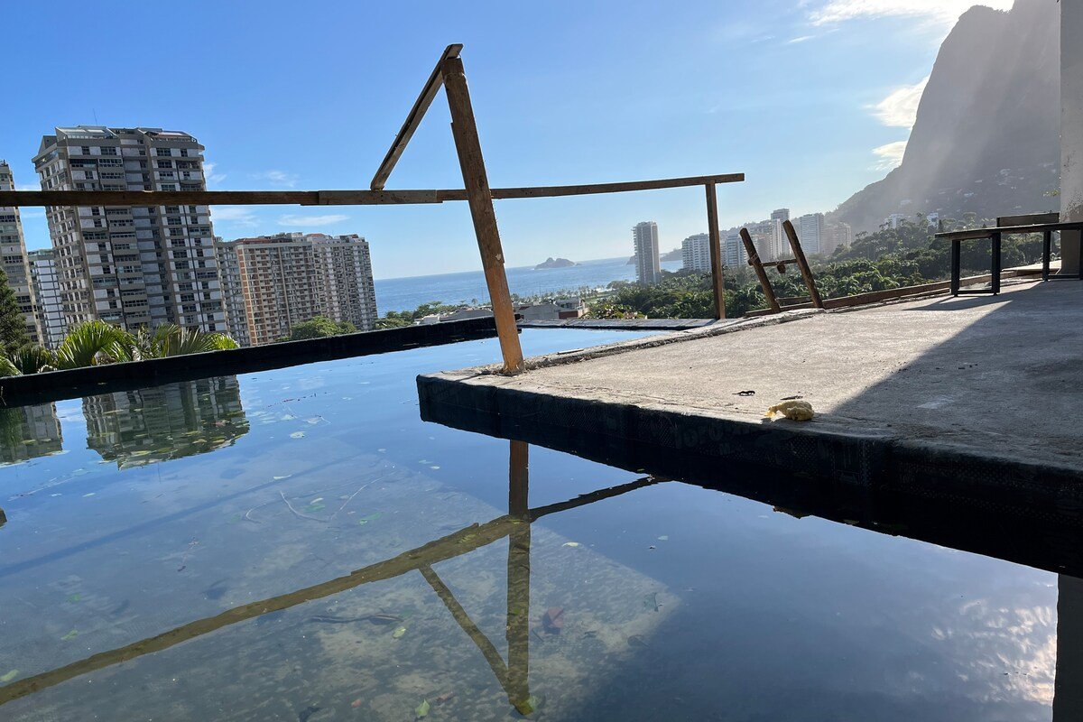 Casa confortável, com vista maravilhosa e segura gallery image 3