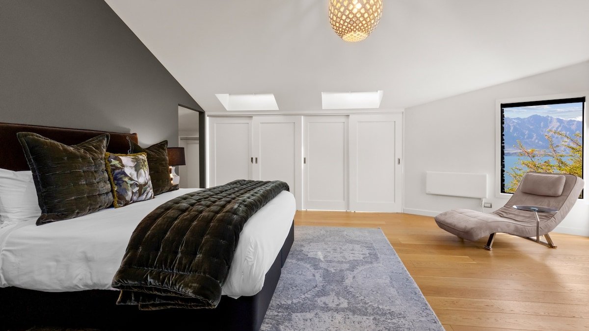 Matakauri House by MajorDomo – Stylish 4 Bedroom gallery image 2