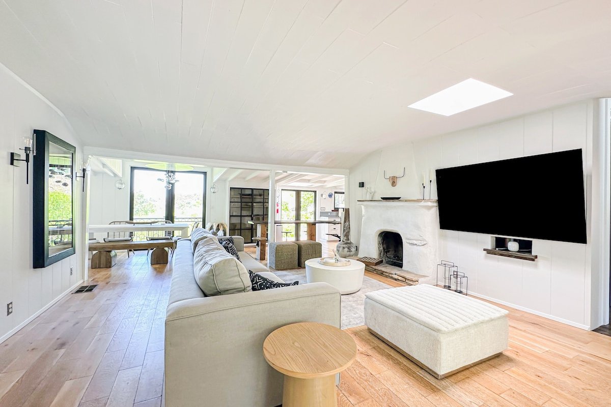 Malibou Lake Getaway (CA-3) gallery image 3