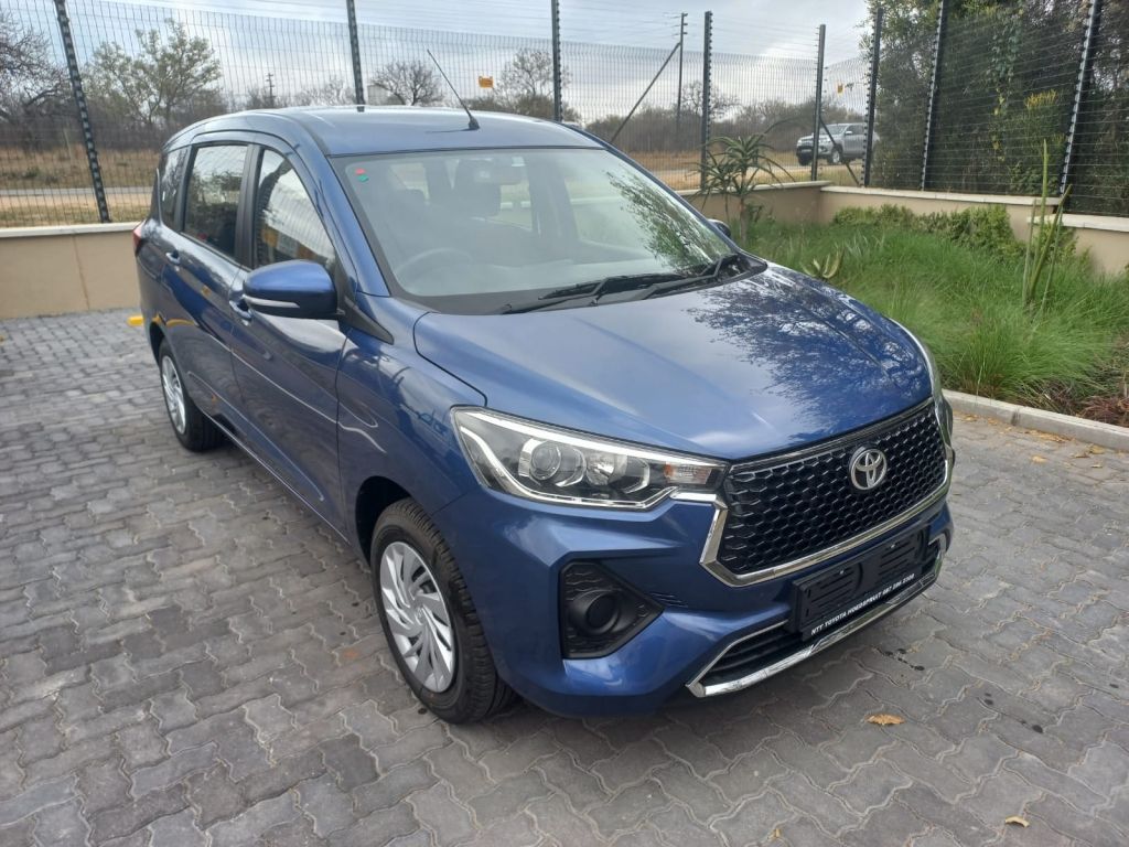 TOYOTA AVANZA for Sale in South Africa