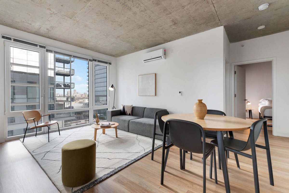 Large Group? Lincoln Park 4BR: Near Train & More