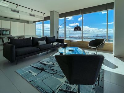 Luxury Two Bedroom Apartment | The Halyard