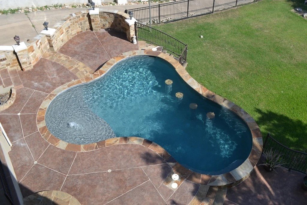 Luxury RESORT Style Home on Lake Travis with Pool gallery image 5