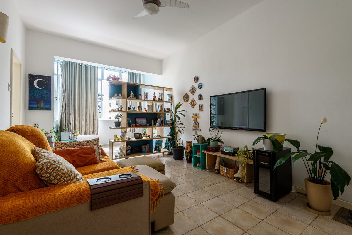 Apto Ano Novo na quadra do metrô3km de Copacabana