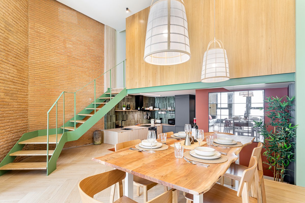 Cosy 3 bedroom city apartment near the beach