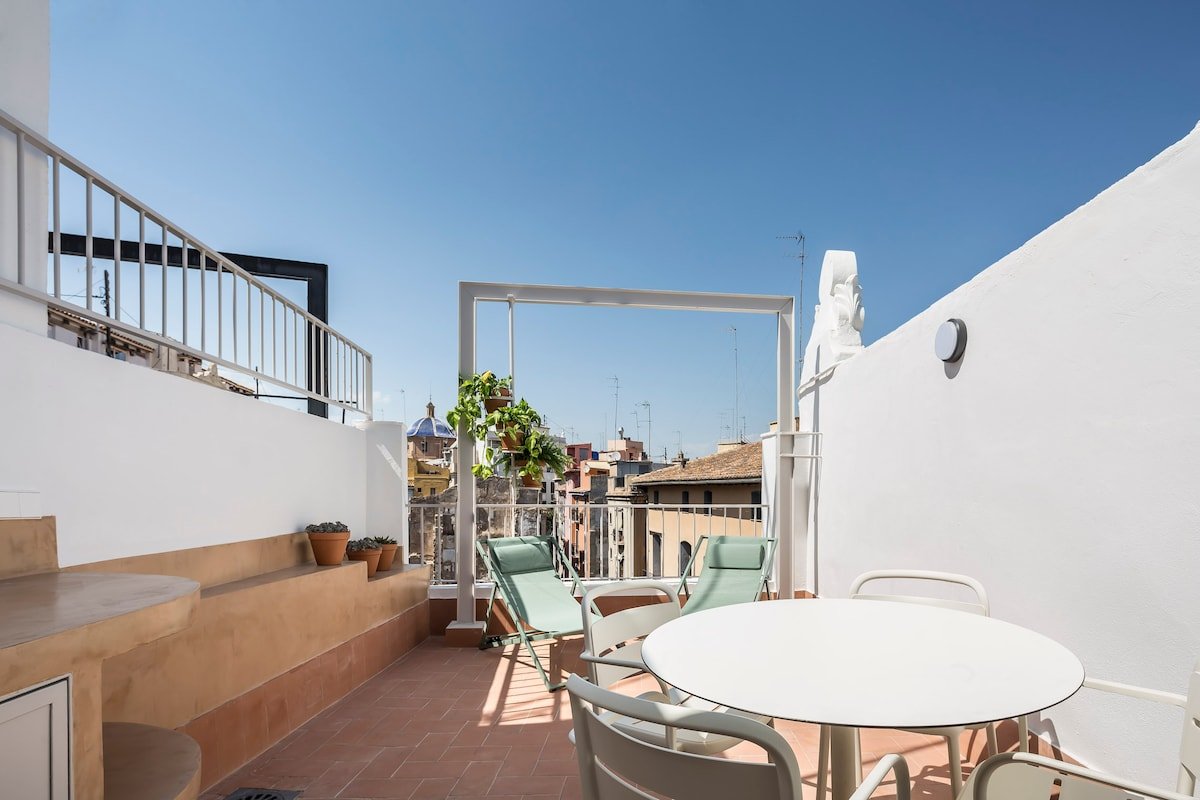 Apartment Center Of Valencia Beautiful Terrace gallery image 3