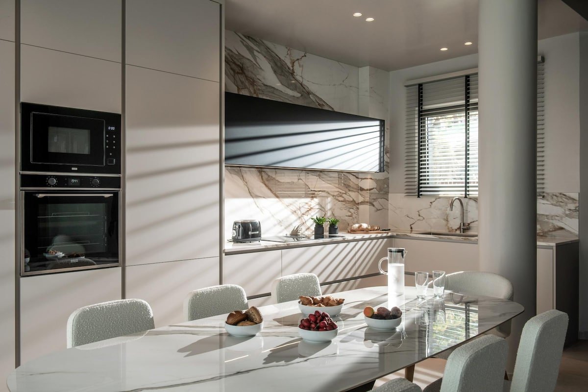 Made By The Sea Villas 9 BDRM gallery image 5