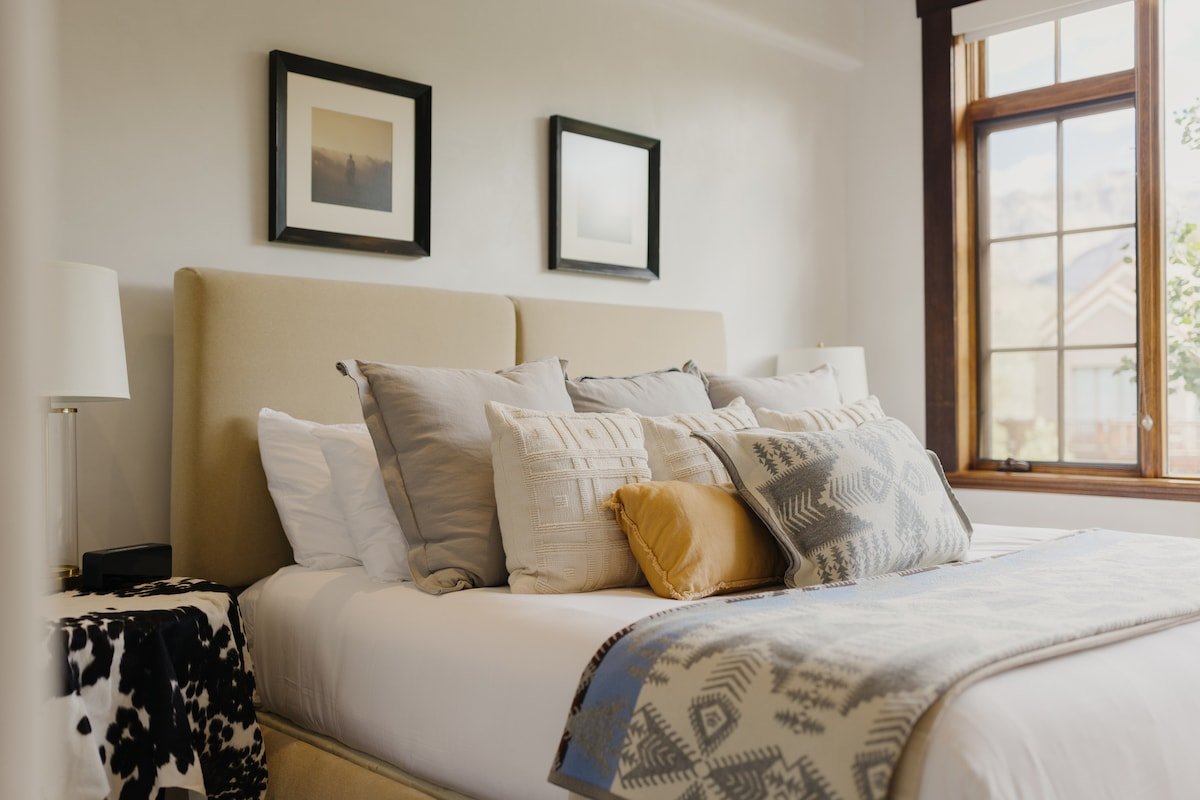 Ski Valet, Walk to Ski, Views | By InvitedHome gallery image 3