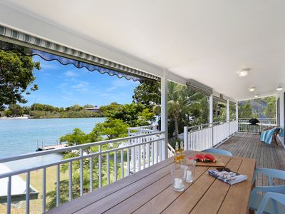 The Shore House – Waterfront on the North Shore