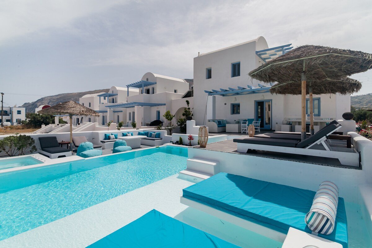 Santoxenia luxury Villa gallery image 3