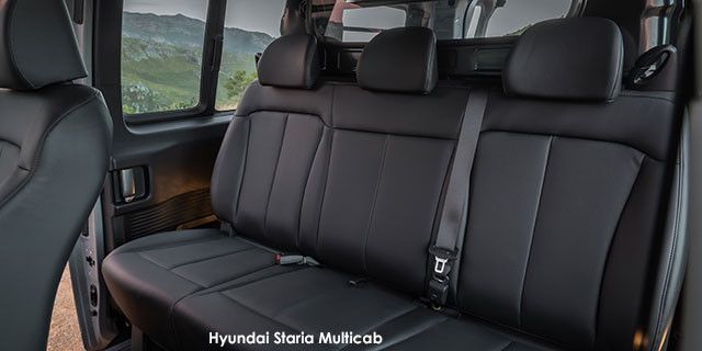 HYUNDAI STARIA 2.2D LUXURY A/T - 18 