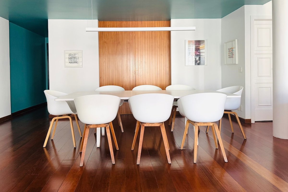 Spacious 180 m² Apt – luxury, comfort & design gallery image 4