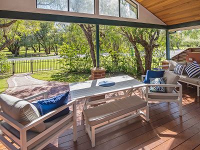 Away By The Bay- beach front- Ducted Heating/cooling