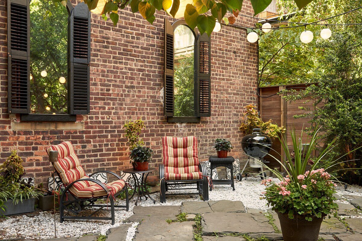 The Garden Apartment in Prime West Chelsea gallery image 5