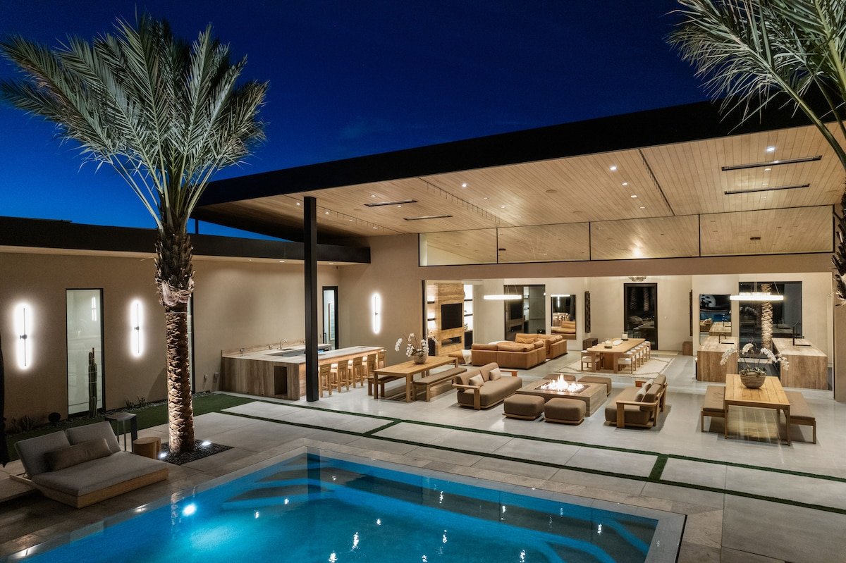 Villa Rosa Luxury Estate gallery image 3