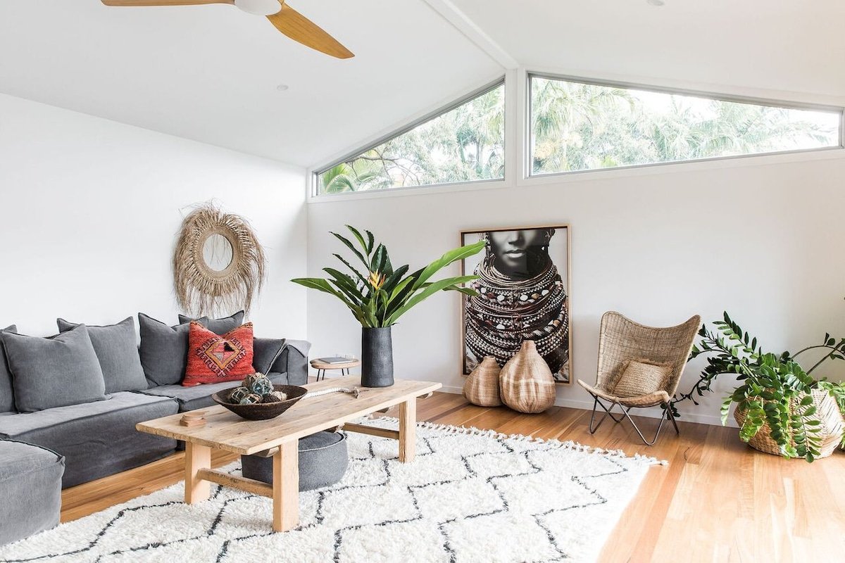 Dukes Beach House – Pool – Location – Style gallery image 3