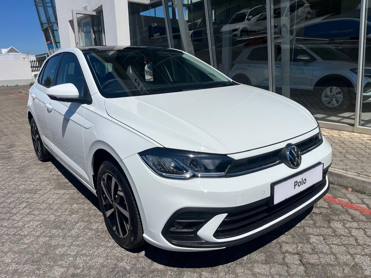 VOLKSWAGEN POLO 1.0 TSI LIFE DSG for Sale in South Africa