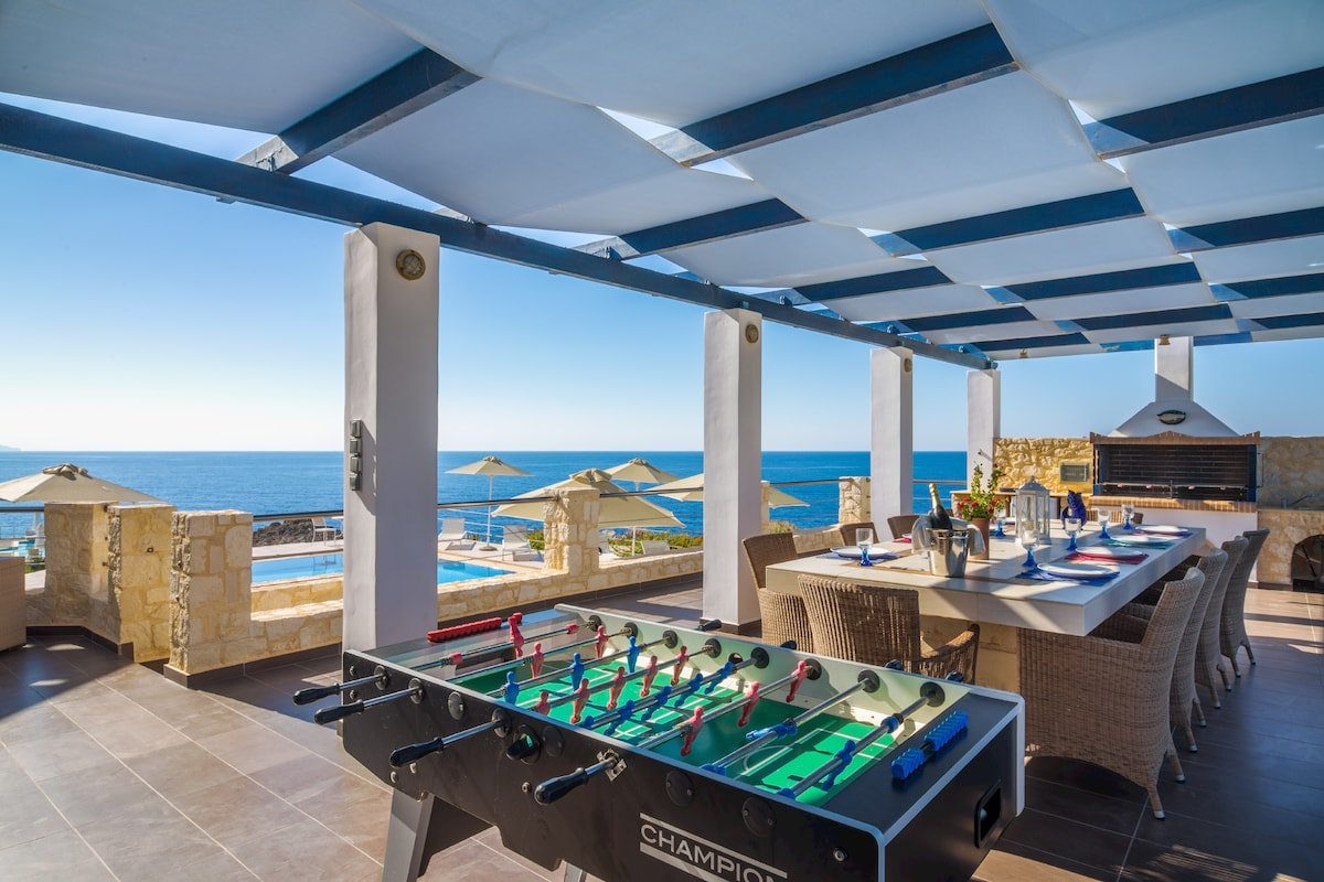 6-bedr deluxe villa PRVT heated pool stunning view gallery image 4