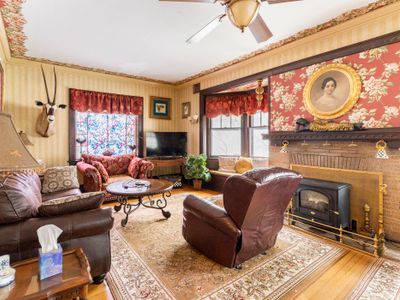 Secret Garden — Estate “The World Is Your Flower”