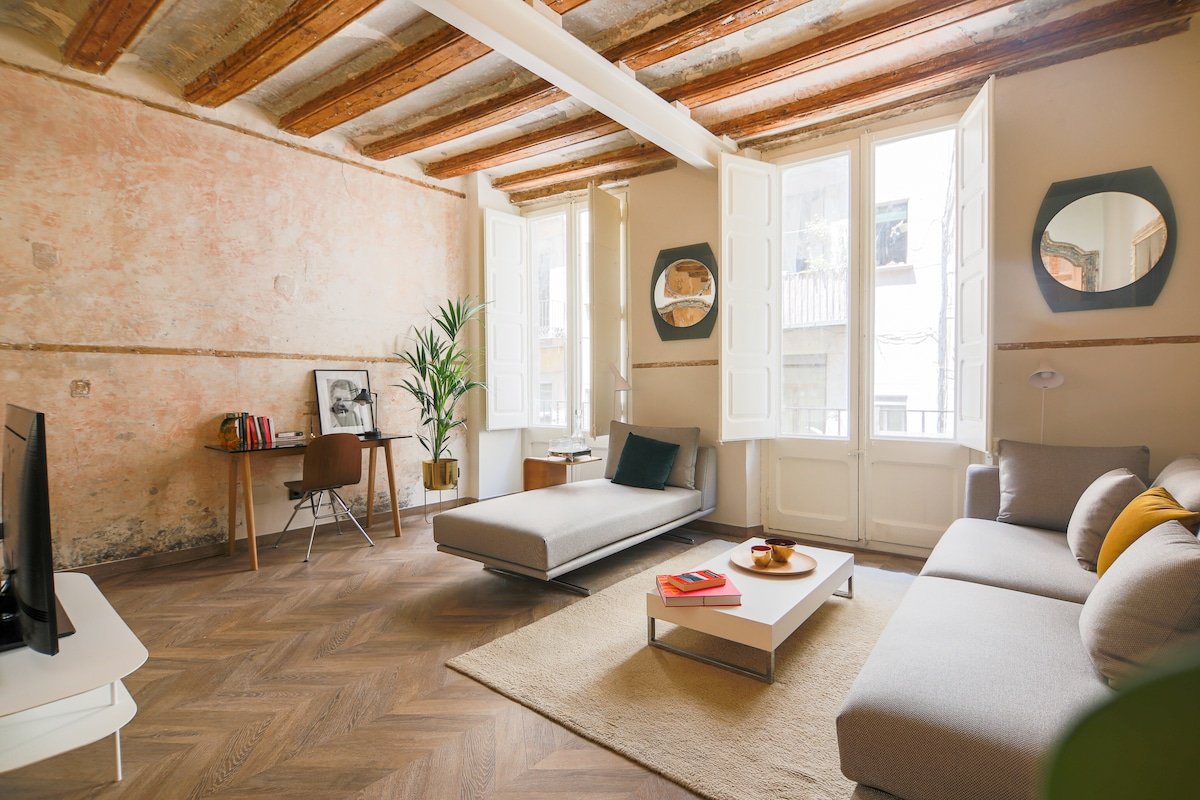 Serviced boutique apartment next to Ramblas gallery image 5