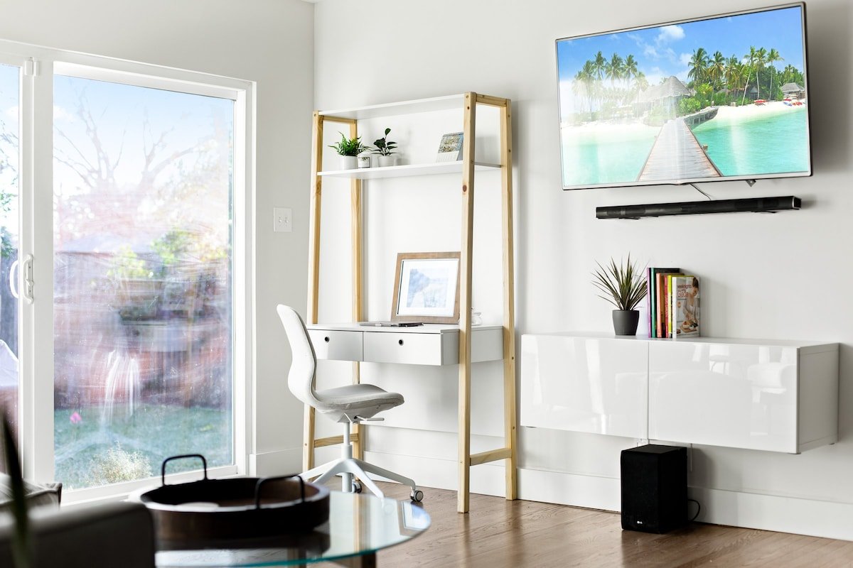 UpscaleArea-GreatYard-BrandNew-MidwayHollowStunner gallery image 5