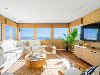 Sunny Home by the Beach | Free Parking