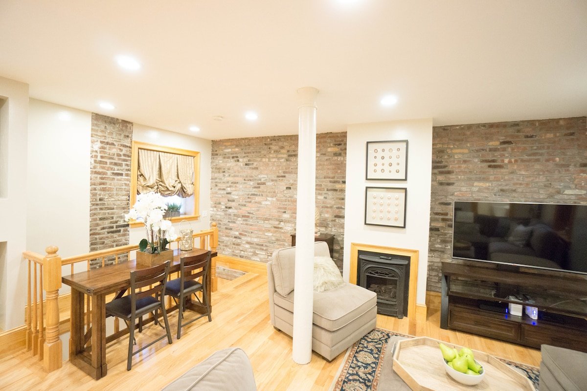 North End 2 BR | 1 BA Duplex in Little Italy gallery image 4