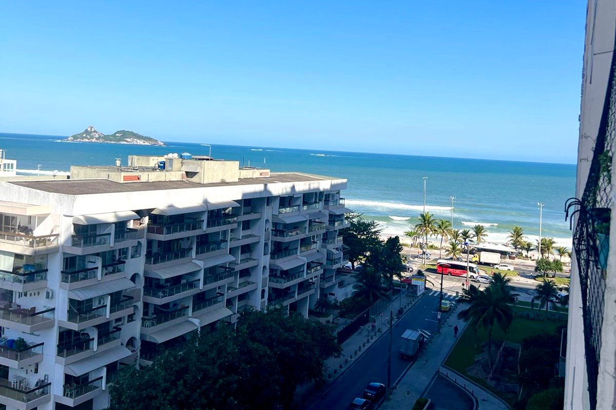Apartamento frente à praia ao lado Hotel Windsor