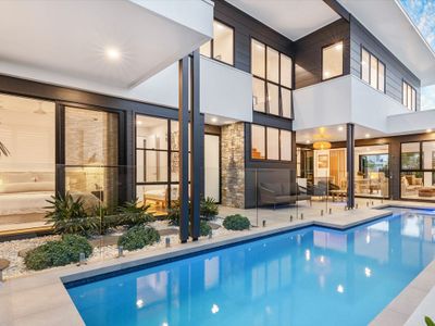 Solis – Luxury Casuarina House