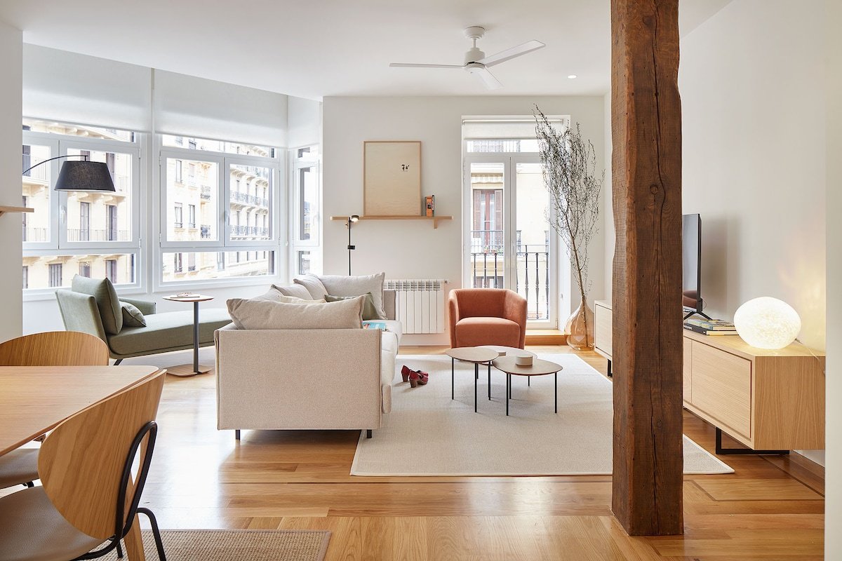 Alai by FeelFreeRentals gallery image 2