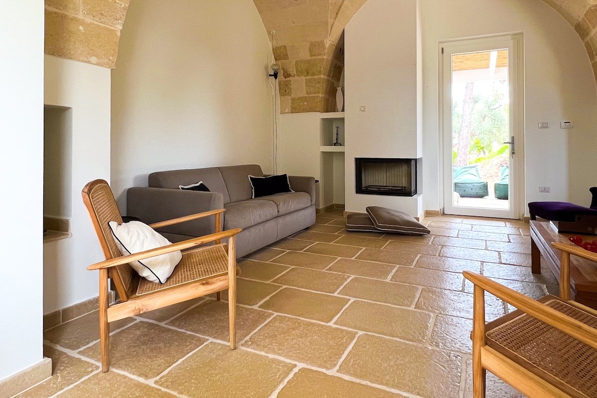 “Villaria” Luxury apulian villa with pool gallery image 5