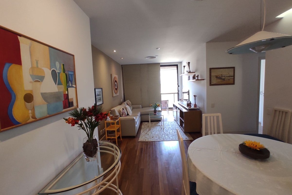 Flat vista praia: conforto no posto 10 Ipanema gallery image 2