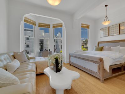 Modern Elegance: San Francisco Edition