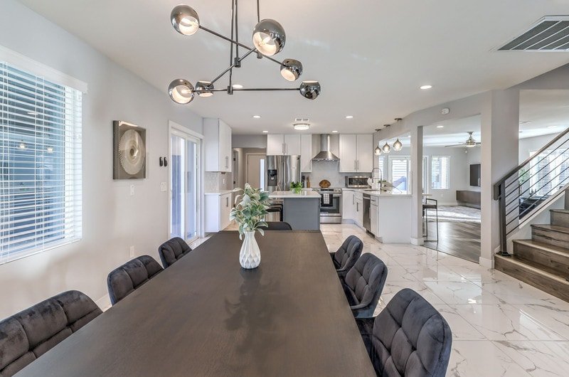 Spacious Villa 5BR,4.5BA Pool/Hot Tub gallery image 3