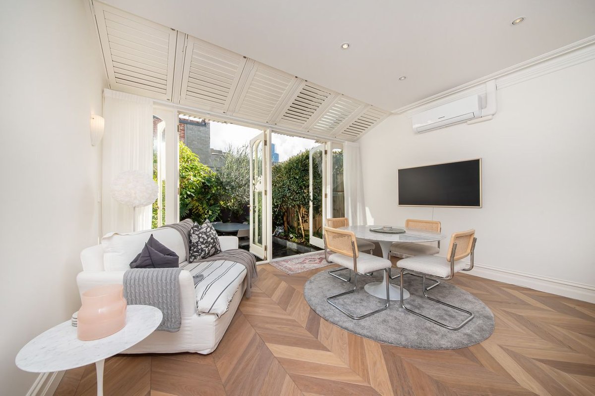 Hazel – the perfect escape in Hawksburn