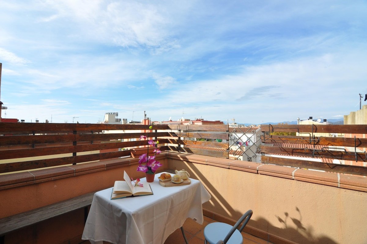 Spacious Apartment in Roses, Costa Brava! 4 Bedroo gallery image 4