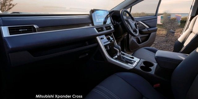 MITSUBISHI XPANDER CROSS 1.5 A/T - 12 