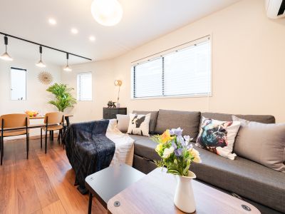 新宿5分/渋谷・原宿10分/六本木15分/70㎡/3LDK/観光地へのアクセス良好！/送迎可能