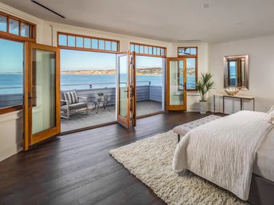 La Jolla Cove – Oceanfront Masterpiece