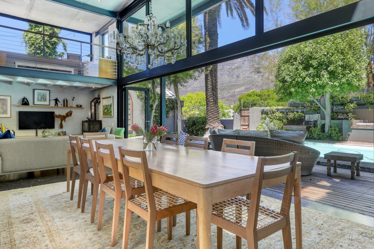 Secure Family Home with Pool and Views gallery image 4