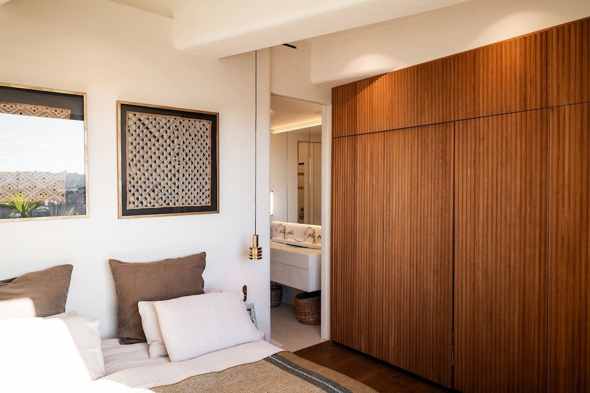 Par017 – Breathtaking penthouse in Paris gallery image 5